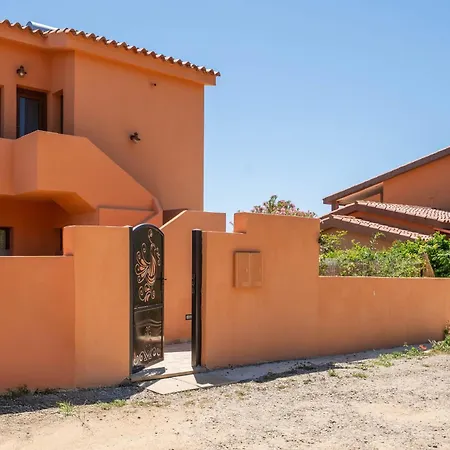 Casa de Férias Rey Summertime 400 M Dal Mare Piscina Esclusiva Costa Rei