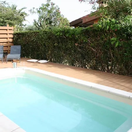 Дом отдыха Rey Summertime 400 M Dal Mare Piscina Esclusiva *