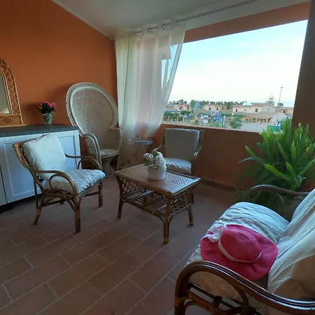 Дом отдыха Rey Summertime 400 M Dal Mare Piscina Esclusiva *